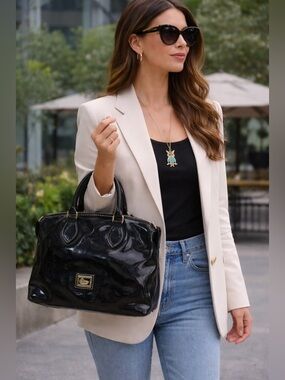 Dooney & Bourke